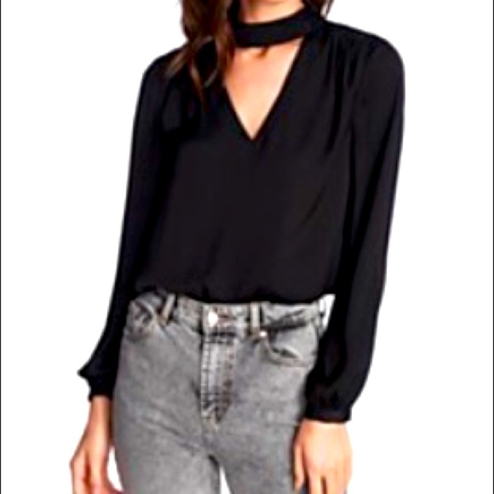 1 State Women’s V-Neck Blouse